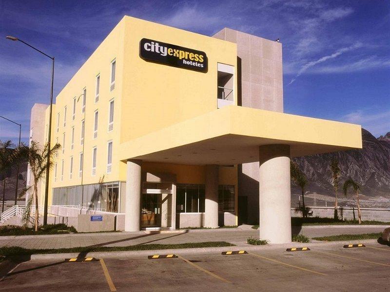 City Express By Marriott Monterrey Santa Catarina Exterior foto